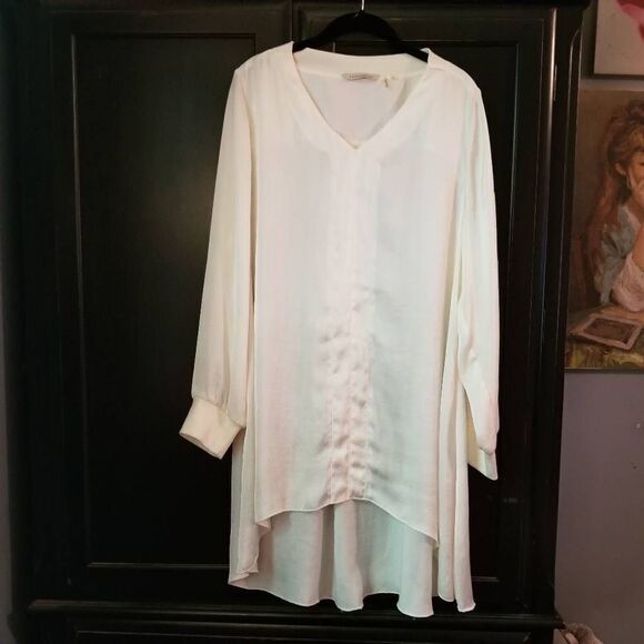 Soft Surroundings Ivory Long Sleeve Tunic Medium - Picture 1 of 9